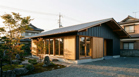 早津江津の家