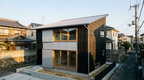 芦屋市邸